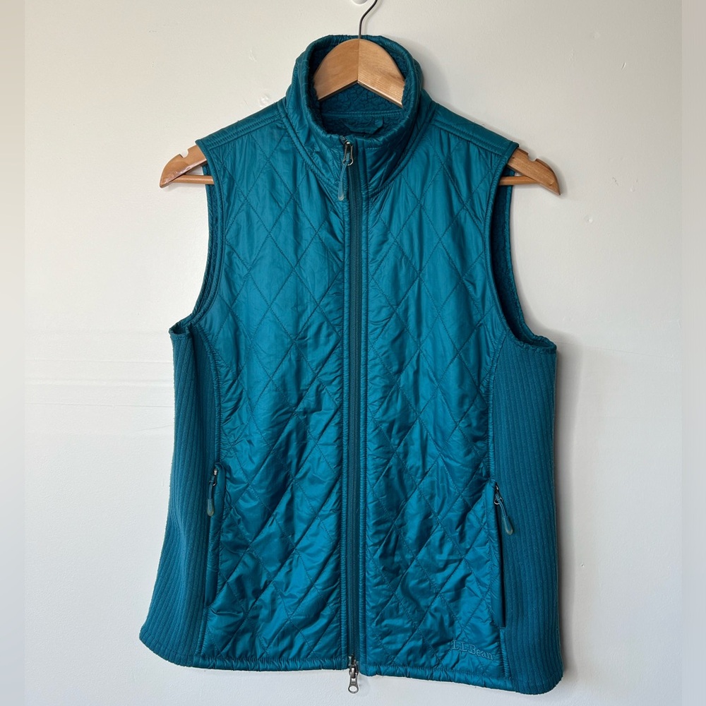 L.L. Bean Teal Sherpa Lined Quilted Vest, M